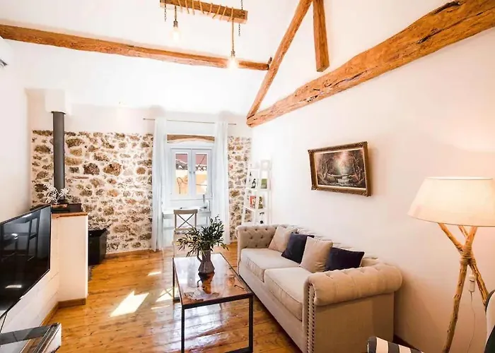 Alia House Vakantiehuis Doukádes